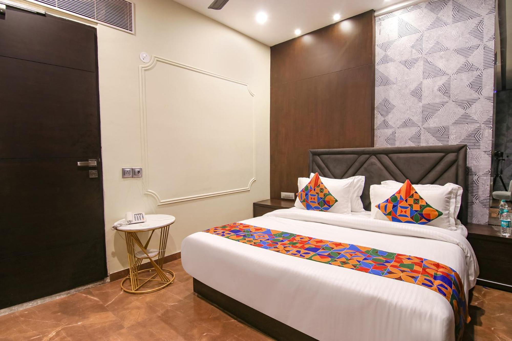 Fabhotel Prime K9 Crown Ludhiana Exterior photo