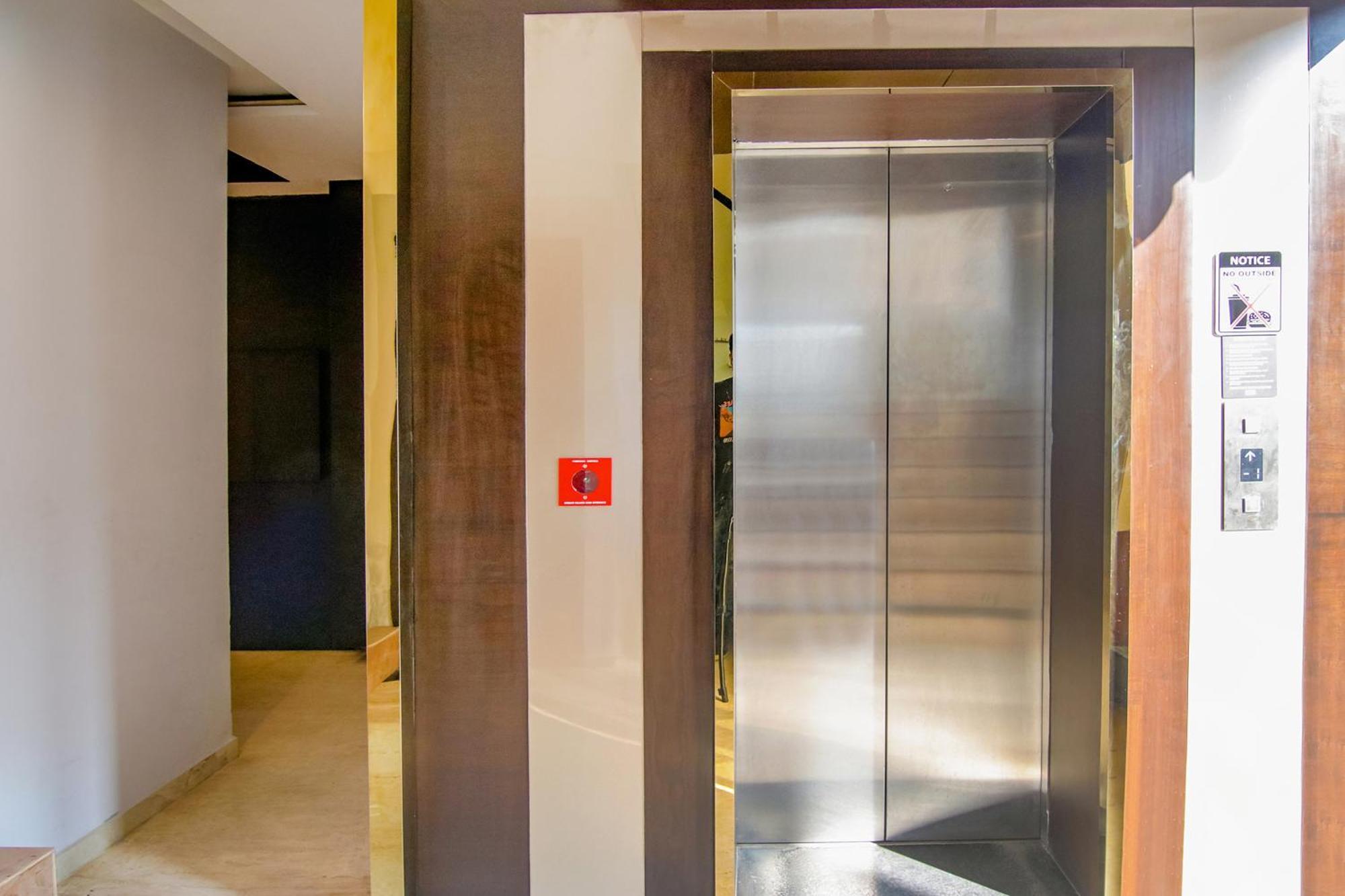 Fabhotel Prime K9 Crown Ludhiana Exterior photo