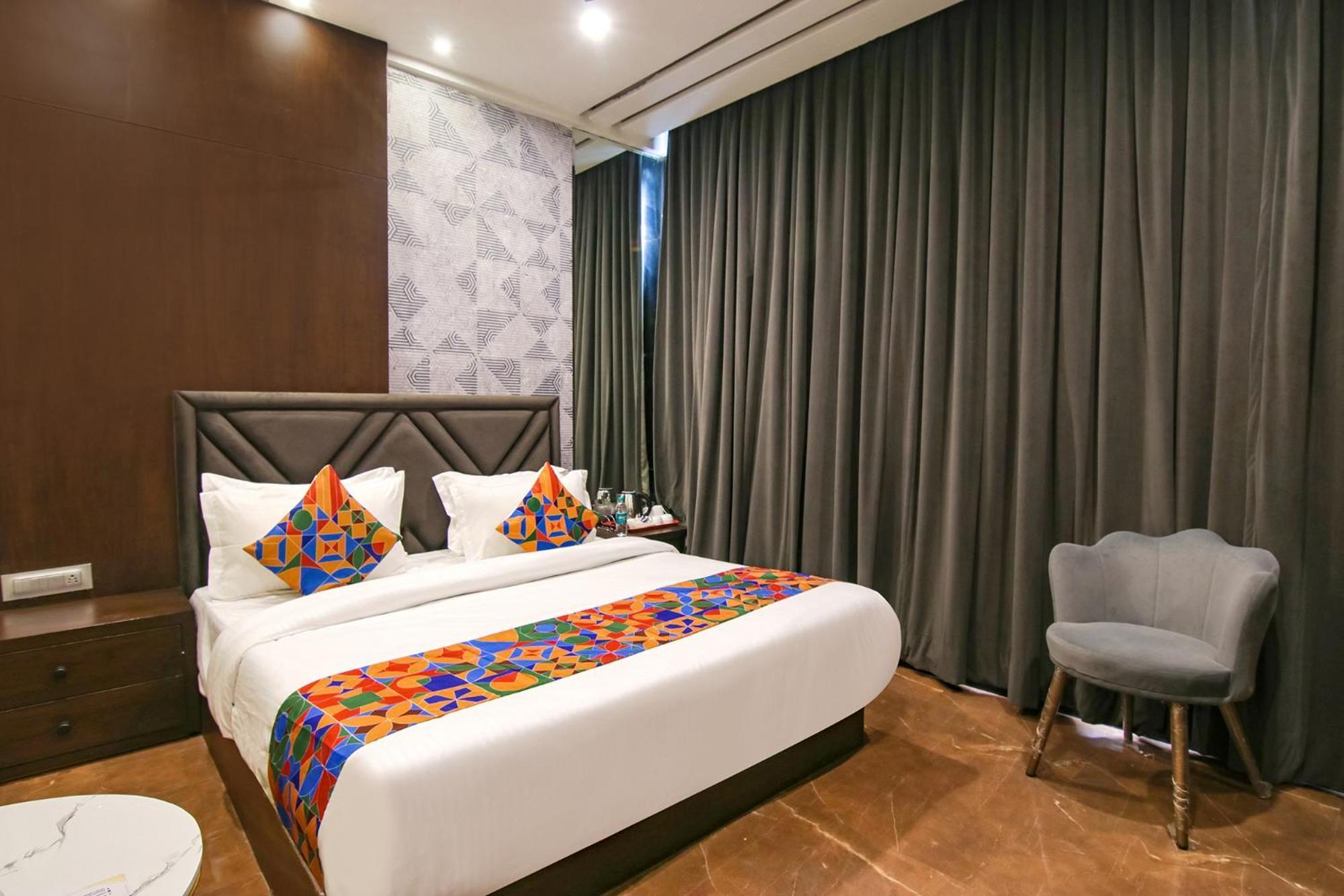 Fabhotel Prime K9 Crown Ludhiana Exterior photo